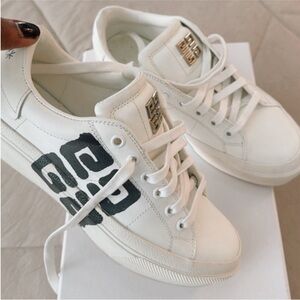 Givenchy White Leather Low-Top Sneakers with Black Logo Graphic